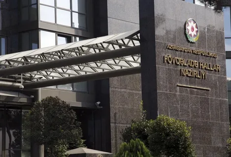 Lökbatanda yol-nəqliyyat qəzası baş verib- VİDEO