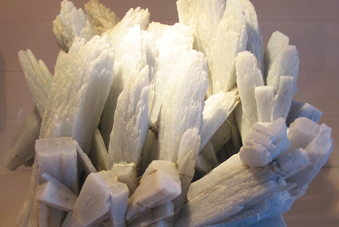 Azərbaycan gips və anhidrit istehsalını 12 % artırıb