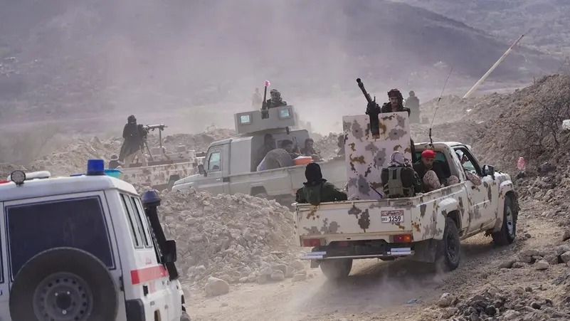 Yəmən hakimiyyəti BƏƏ-nin dəstəklədiyi cənub separatçılarına qarşı əməliyyata başlayıb