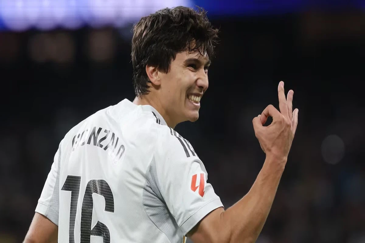 "Real Madrid" "Betis"i darmadağın edib