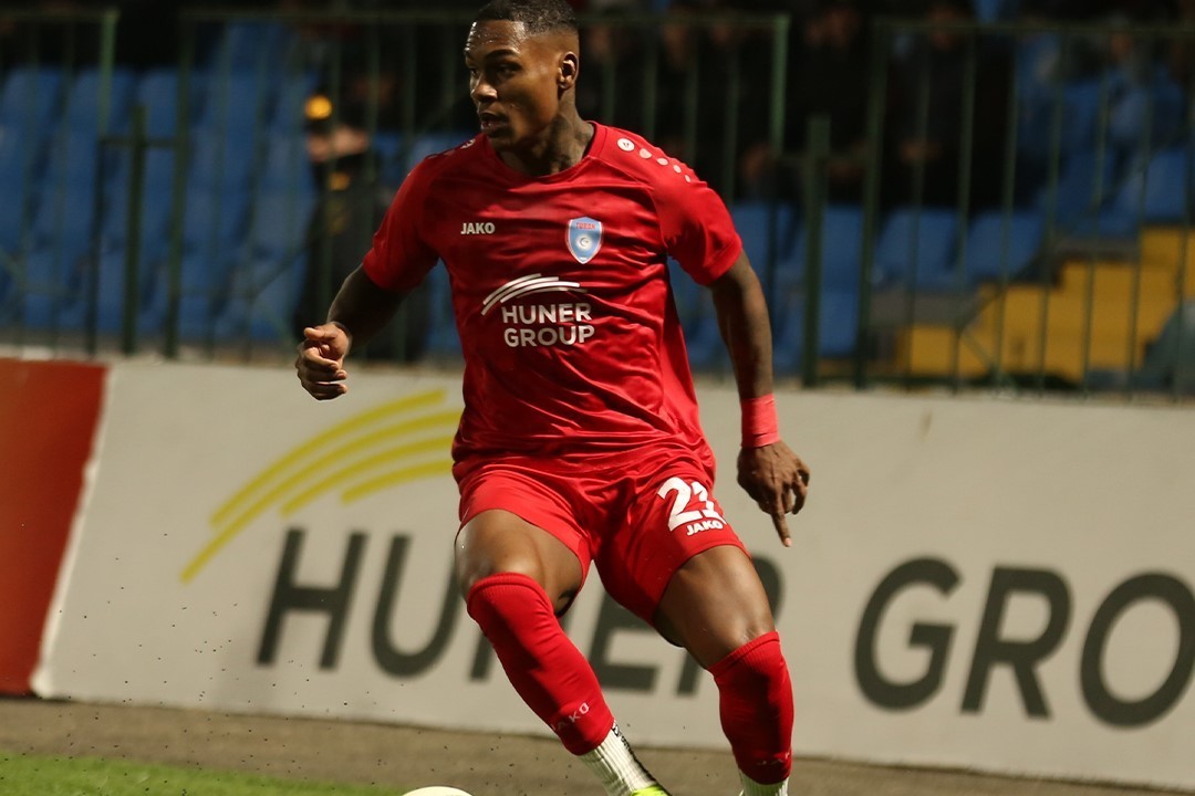 Aleks Souza  “Turan Tovuz” komandasından ayrılıb