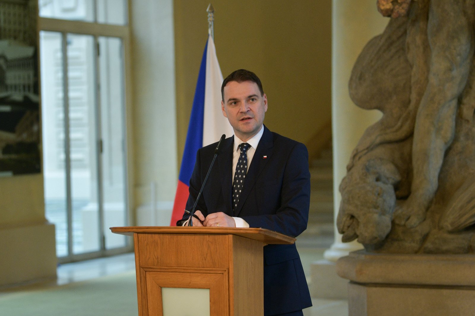 Çexiya XİN rəhbəri Ukraynaya səfər edəcək