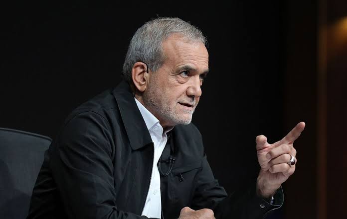 İran Prezidenti təhlükəsizlik qüvvələrini etirazçılara qarşı təmkinli olmağa çağırıb