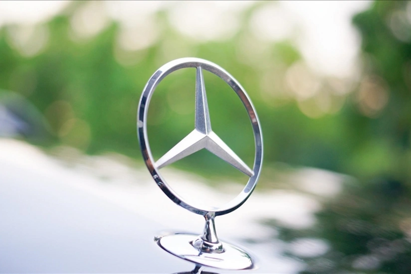  “Mercedes-Benz” Rusiyada öz əmtəə nişanını qeydiyyatdan keçirib