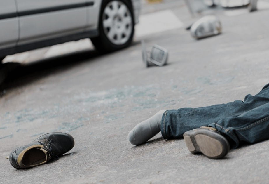 Cəlilabadda avtomobil piyadanı vurub