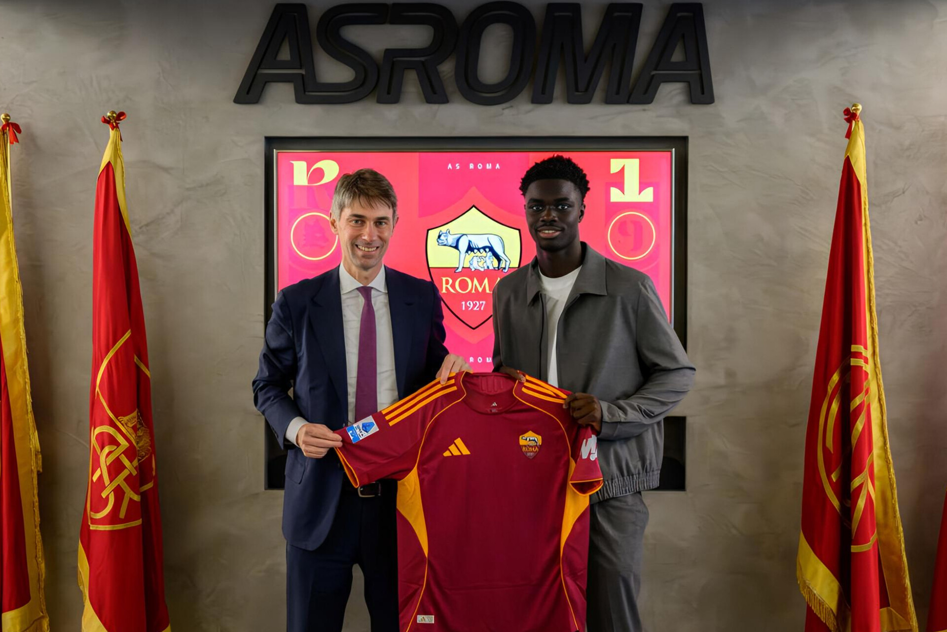 "Roma" yeni hücumçu ilə gücləndi 