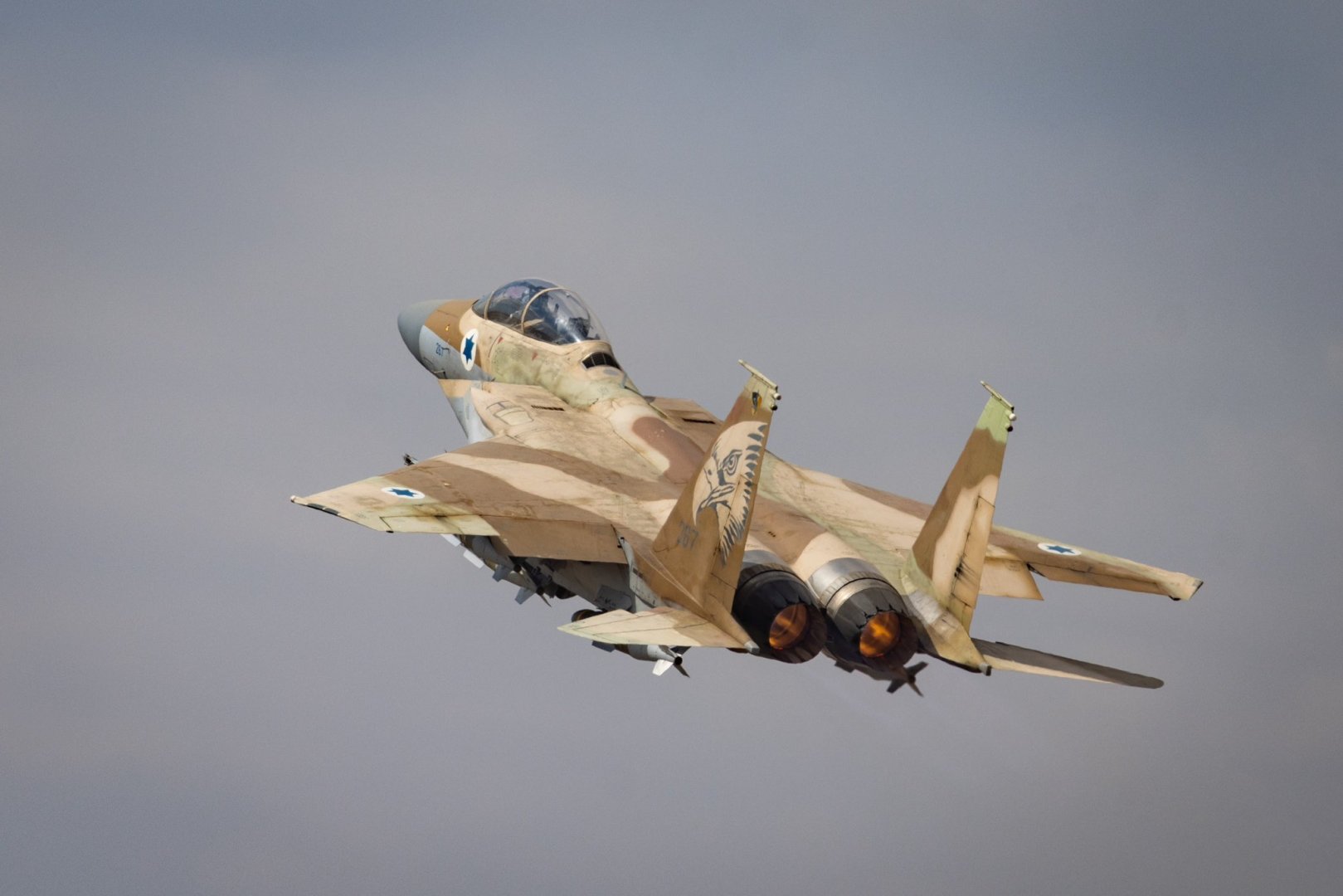 İsrail "Hizbullah” bazalarına zərbələr endirib