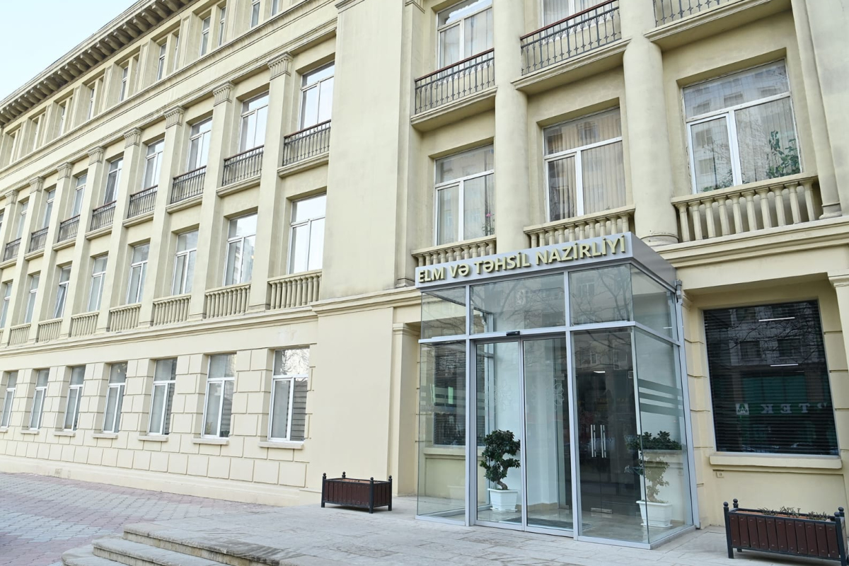 Elm və Təhsil Nazirliyinə 18 mindən çox vətəndaş müraciət edib