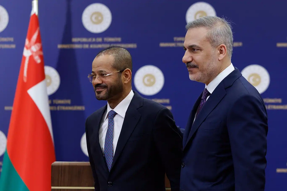 Hakan Fidan omanlı həmkarı ilə danışıb