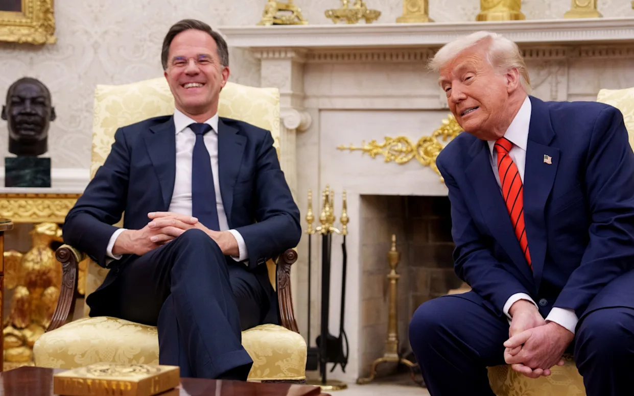 Tramp NATO baş katibi ilə müzakirələr aparıb