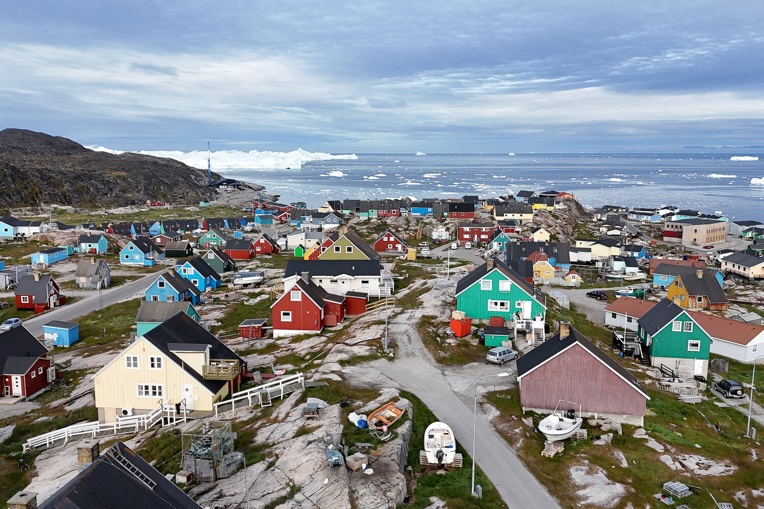 ABŞ Qrenlandiyaya təyyarələr yerləşdirir