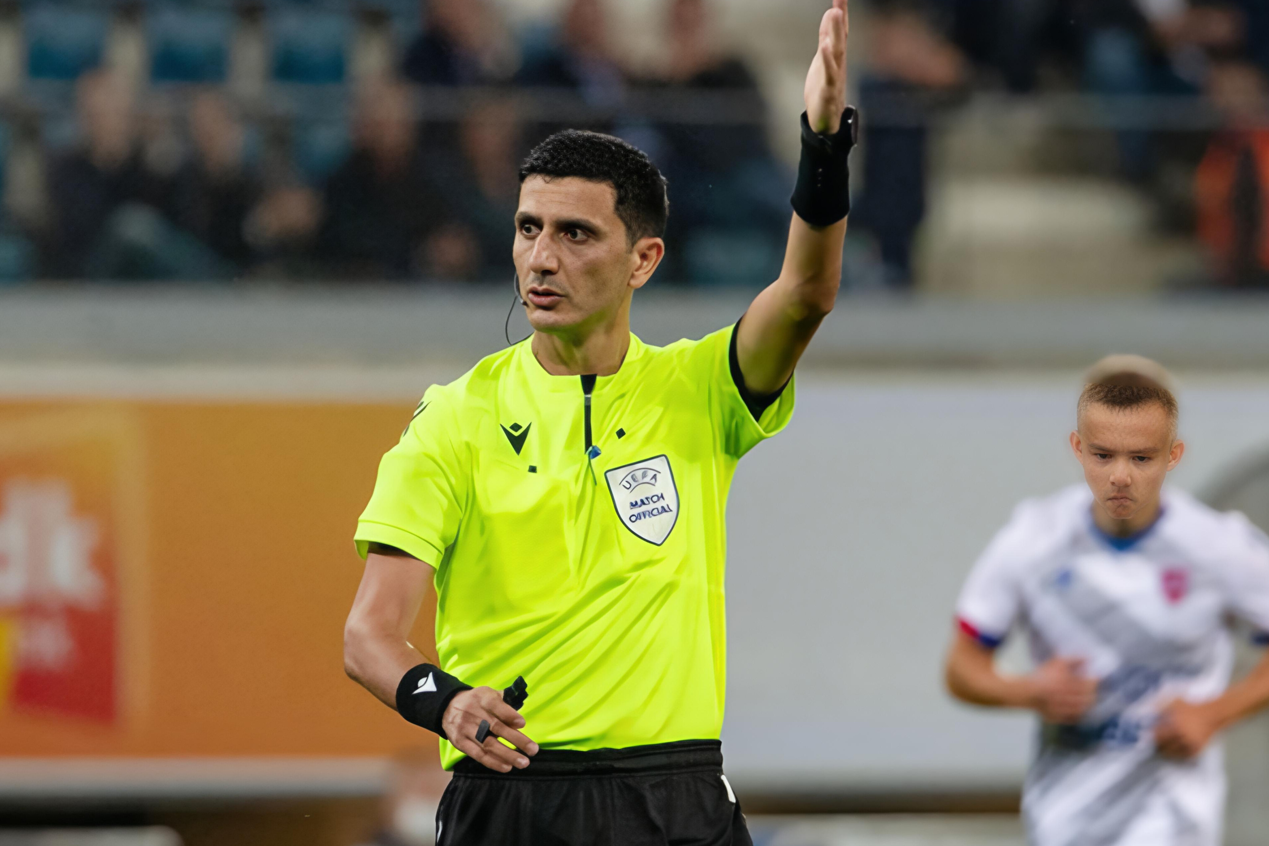 Əliyar Ağayev Fransa klubunun oyununa təyinat aldı 