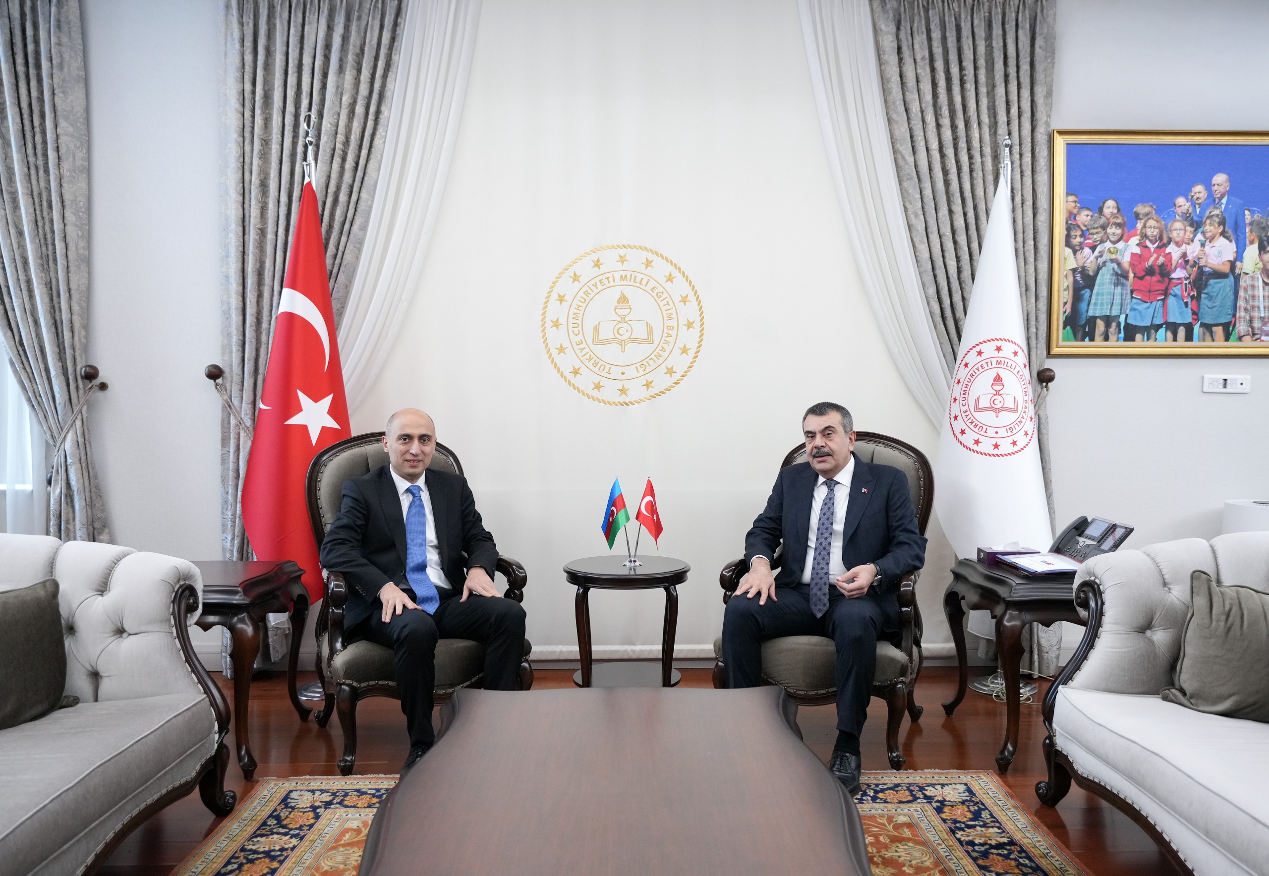 Emin Əmrullayev Türkiyəyə səfər edib