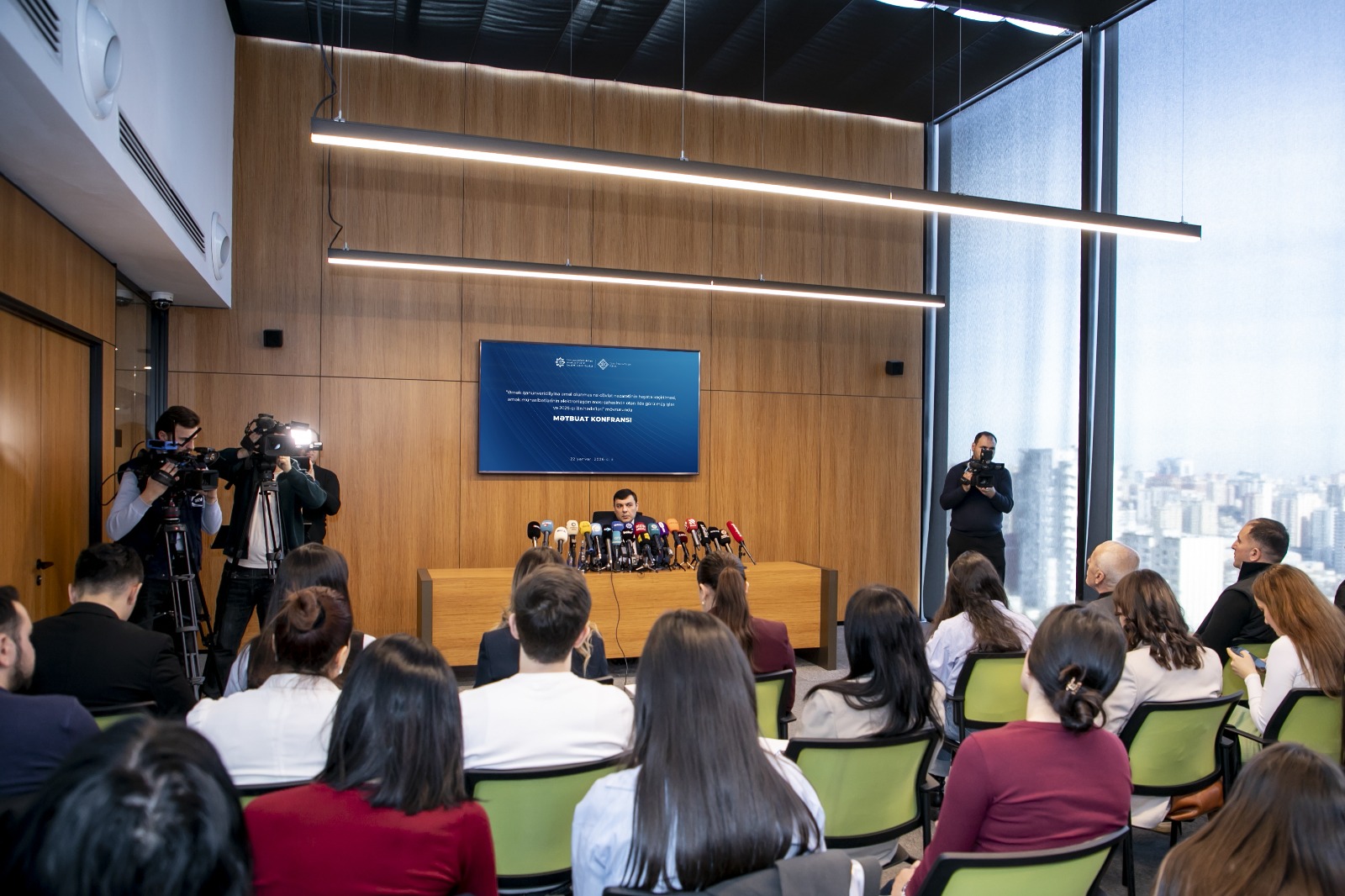 Dövlət Əmək Müfəttişliyi Xidməti mətbuat konfransı keçirib