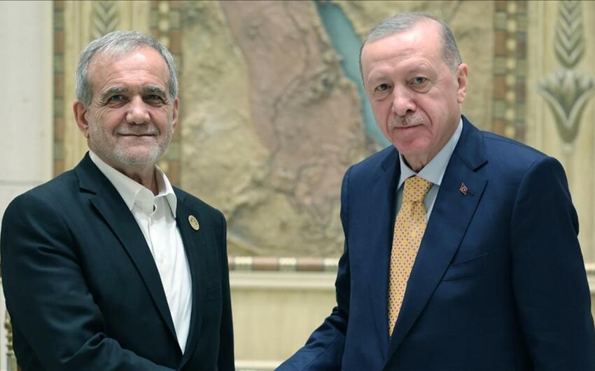 Ərdoğan və Pezeşkian telefonla danışıb