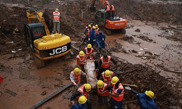 İndoneziyada torpaq sürüşməsi zamanı 7 nəfər ölüb