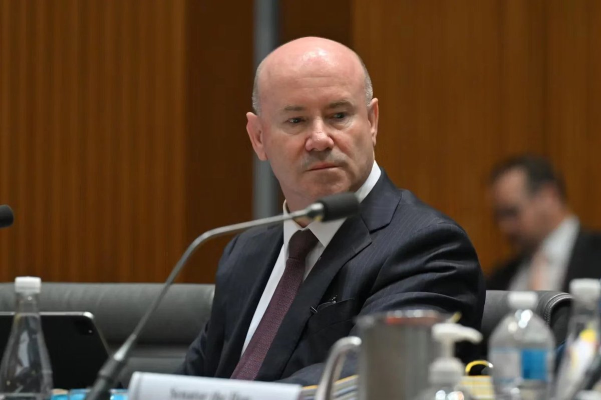 Avstraliya Trampı tənqid edən ABŞ-dəki səfirini əvəz etdi