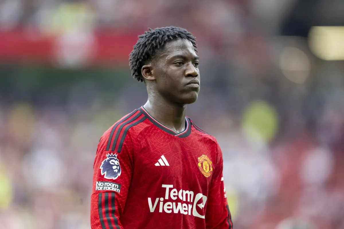 "Qalatasaray" "Mançester Yunayted"in gənc yarımmüdafiəçisini istəyir 