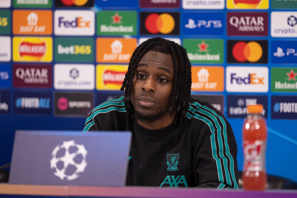 "Liverpul"un müdafiəçisi: “Qarabağ” tam olaraq ÇL səviyyəsinə uyğun komandadır"