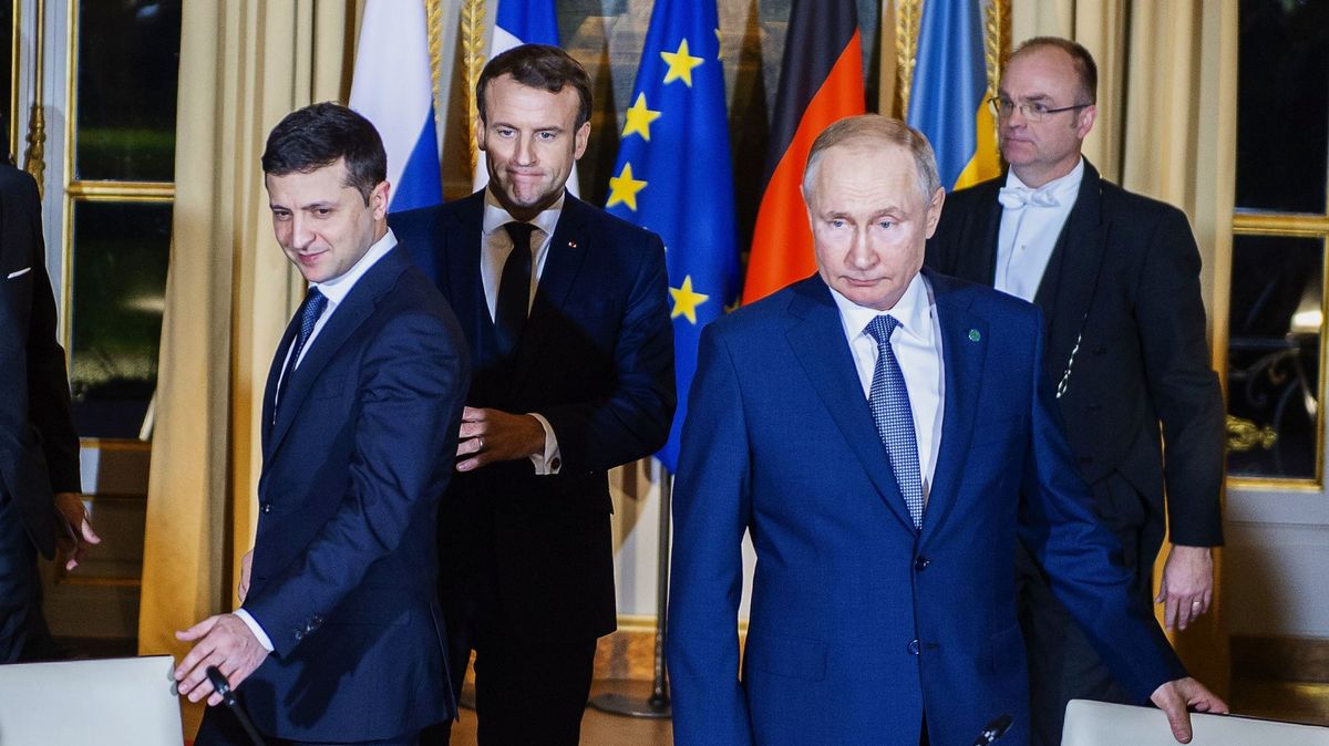 Zelenski Putinlə görüşməyə hazırdır