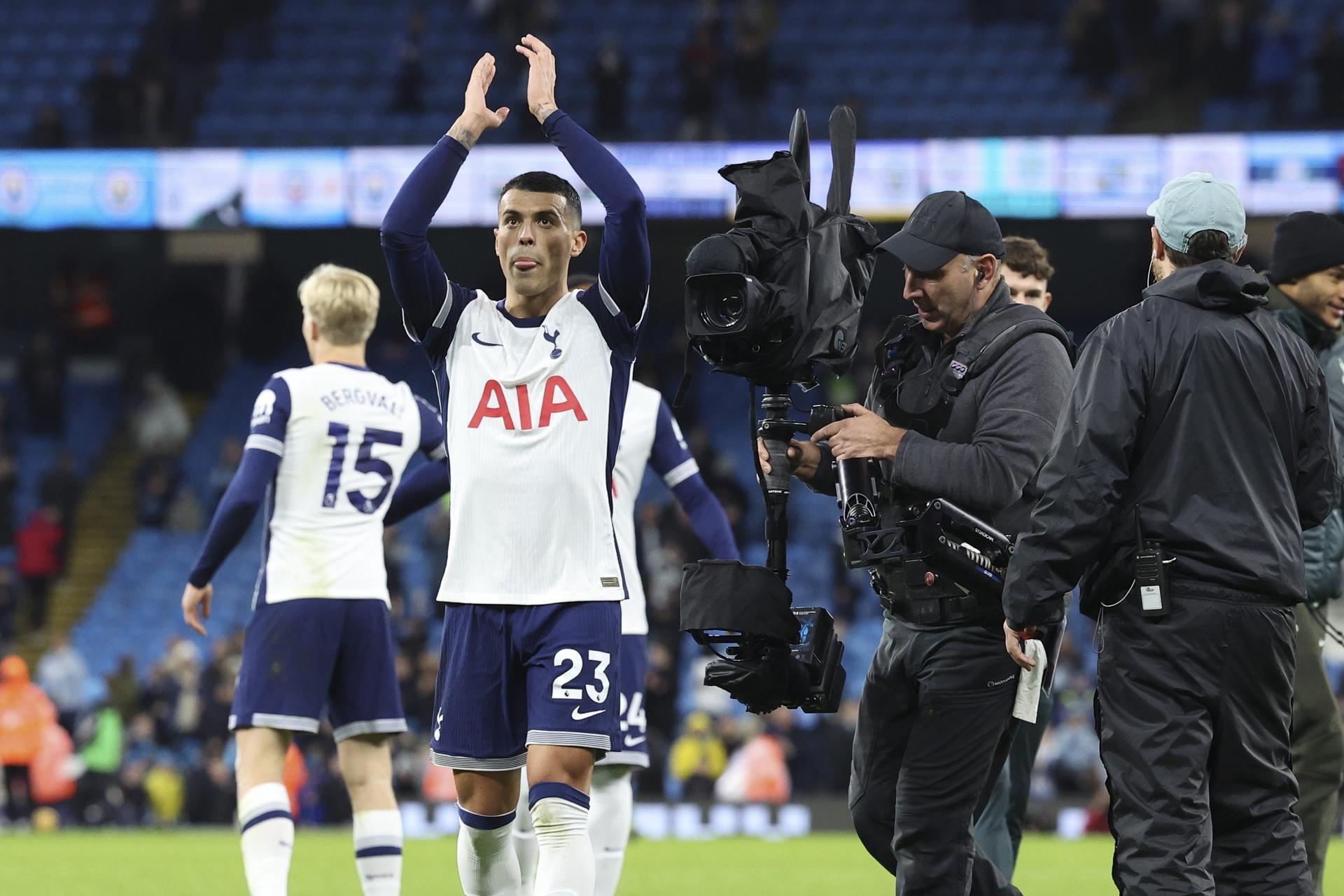 "Tottenhem"in müdafiəçisi 4 həftəlik sıradan çıxdı 