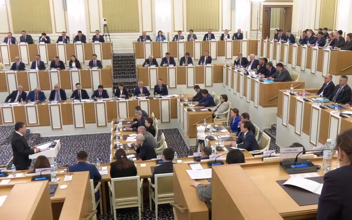 Qazaxıstanda Konstitusiya Komissiyasının dördüncü iclası keçirilir