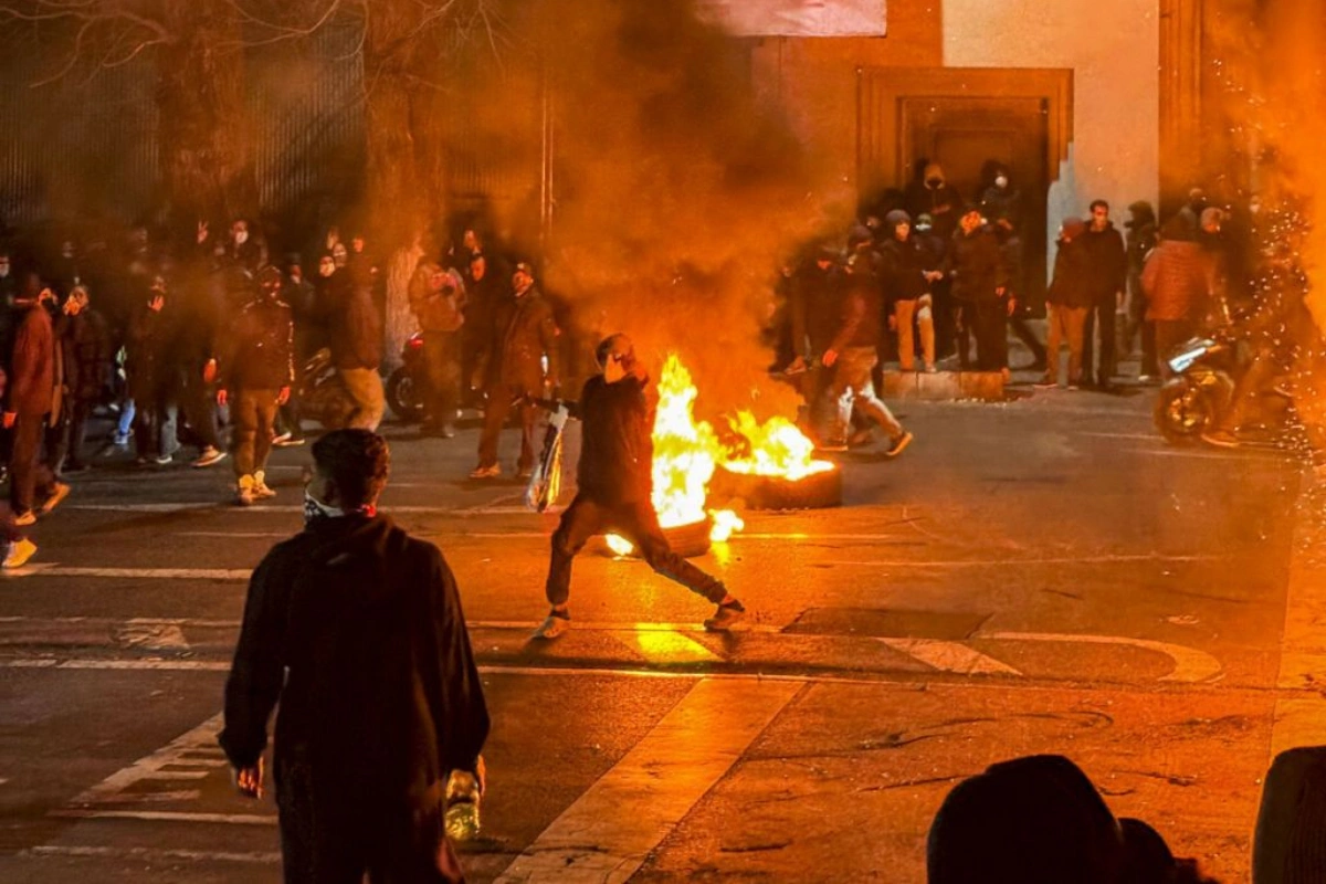 İranda həlak olanların adları açıqlanıb