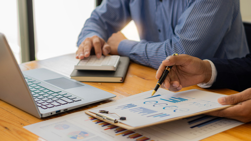 Qeyri-rezidentlərin vergi uçotuna alınmasına dair meyarlar qəbul edilib