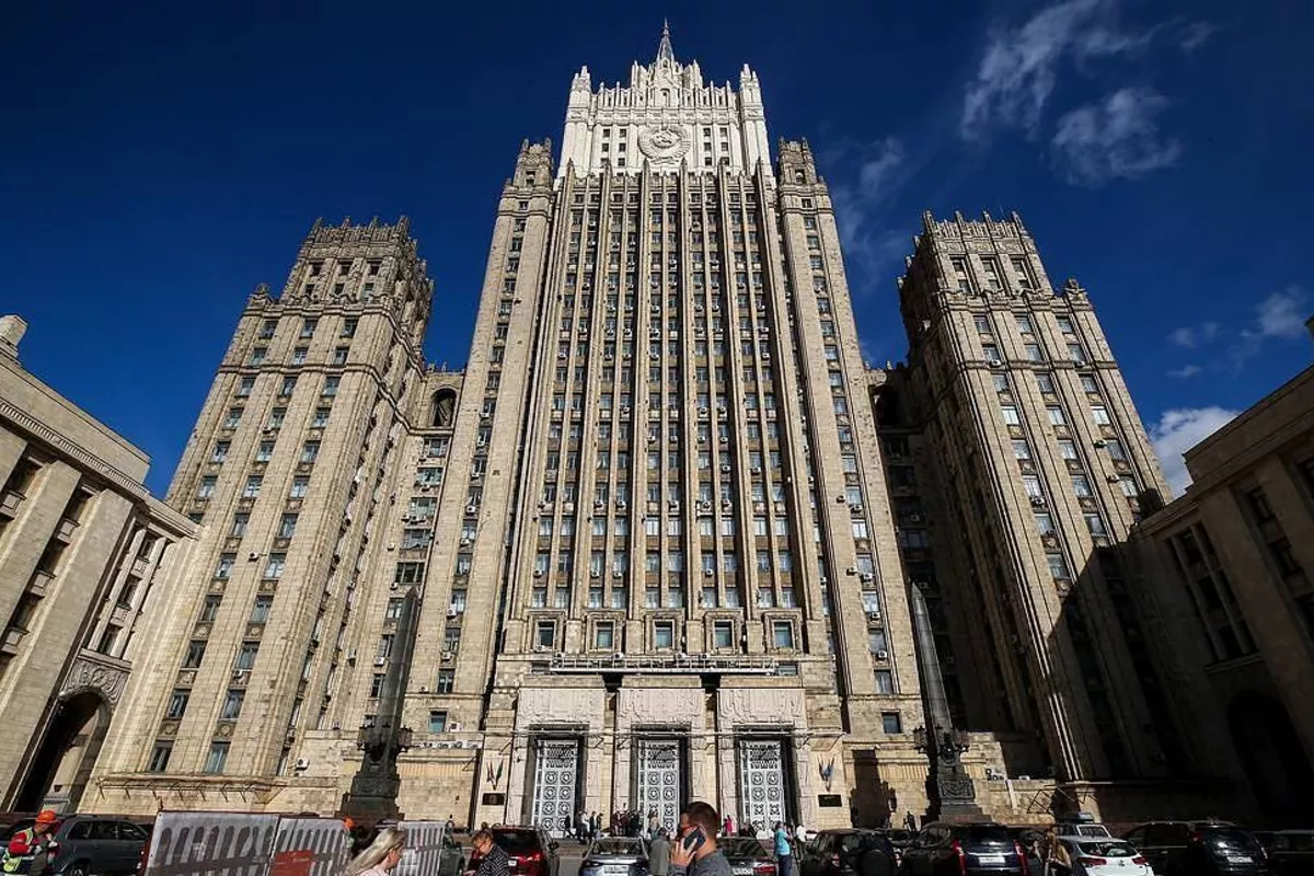 Rusiya XİN: Ermənistanın xarici siyasətinin diversifikasiyası anti-Rusiya bloklarına