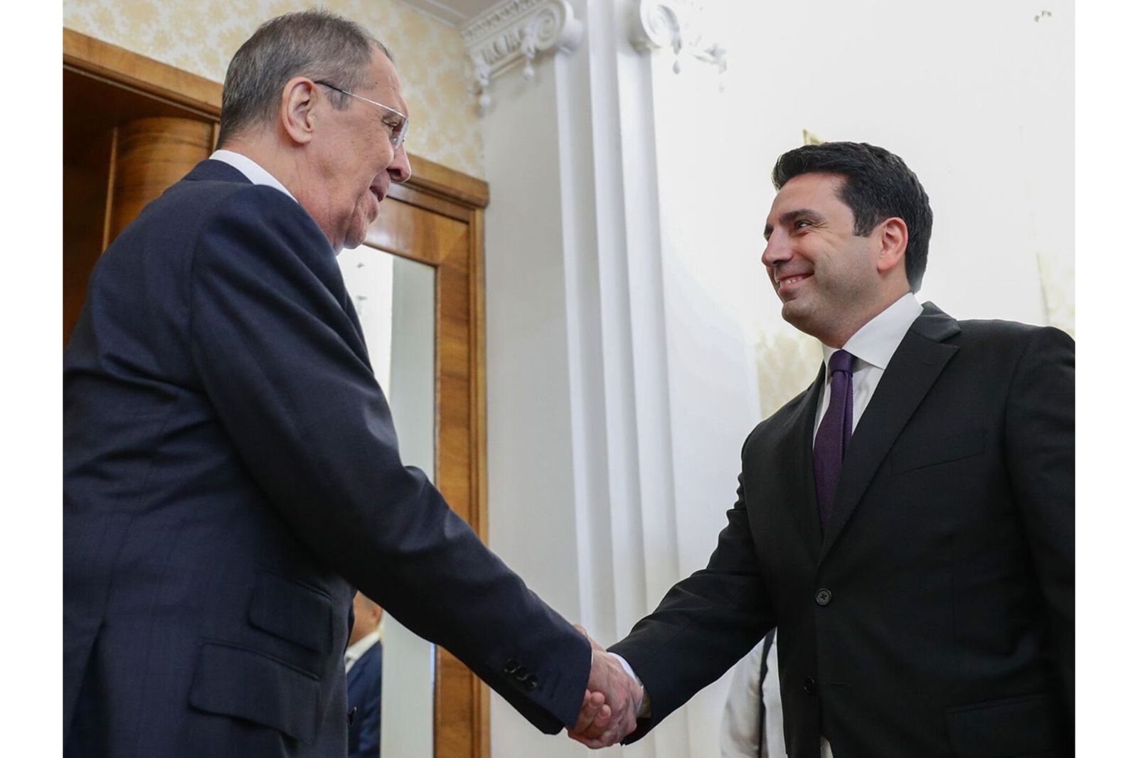 Ermənistan Parlamentinin sədri Rusiya XİN rəhbəri ilə görüşəcək