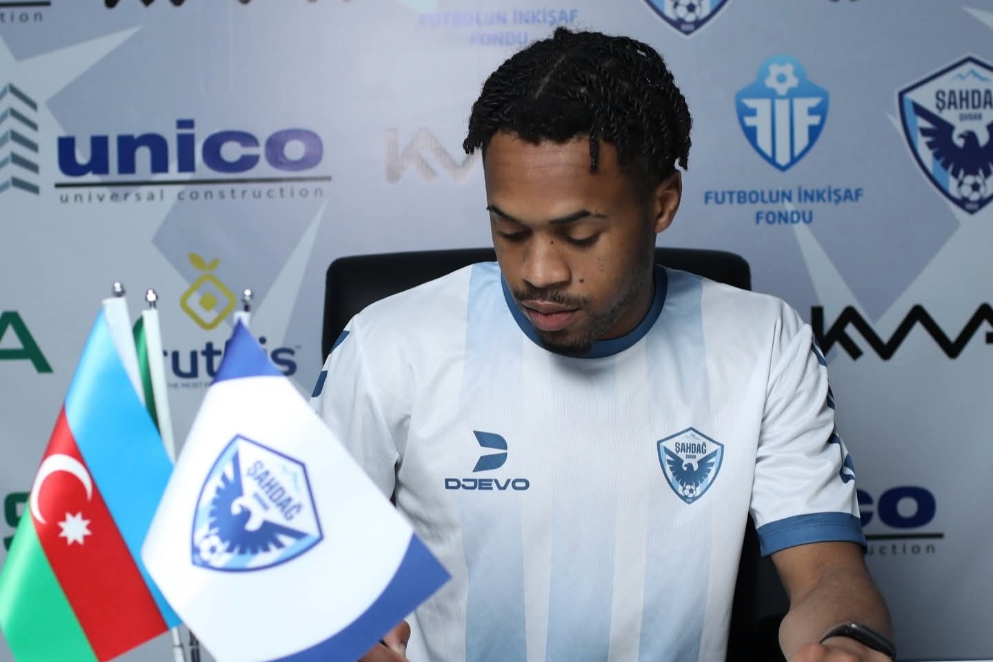 "Şahdağ Qusar" legioner futbolçu transfer etdi 