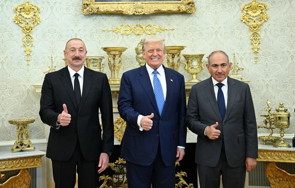 Tramp İlham Əliyev və Paşinyanı yaxşı liderlər adlandırıb