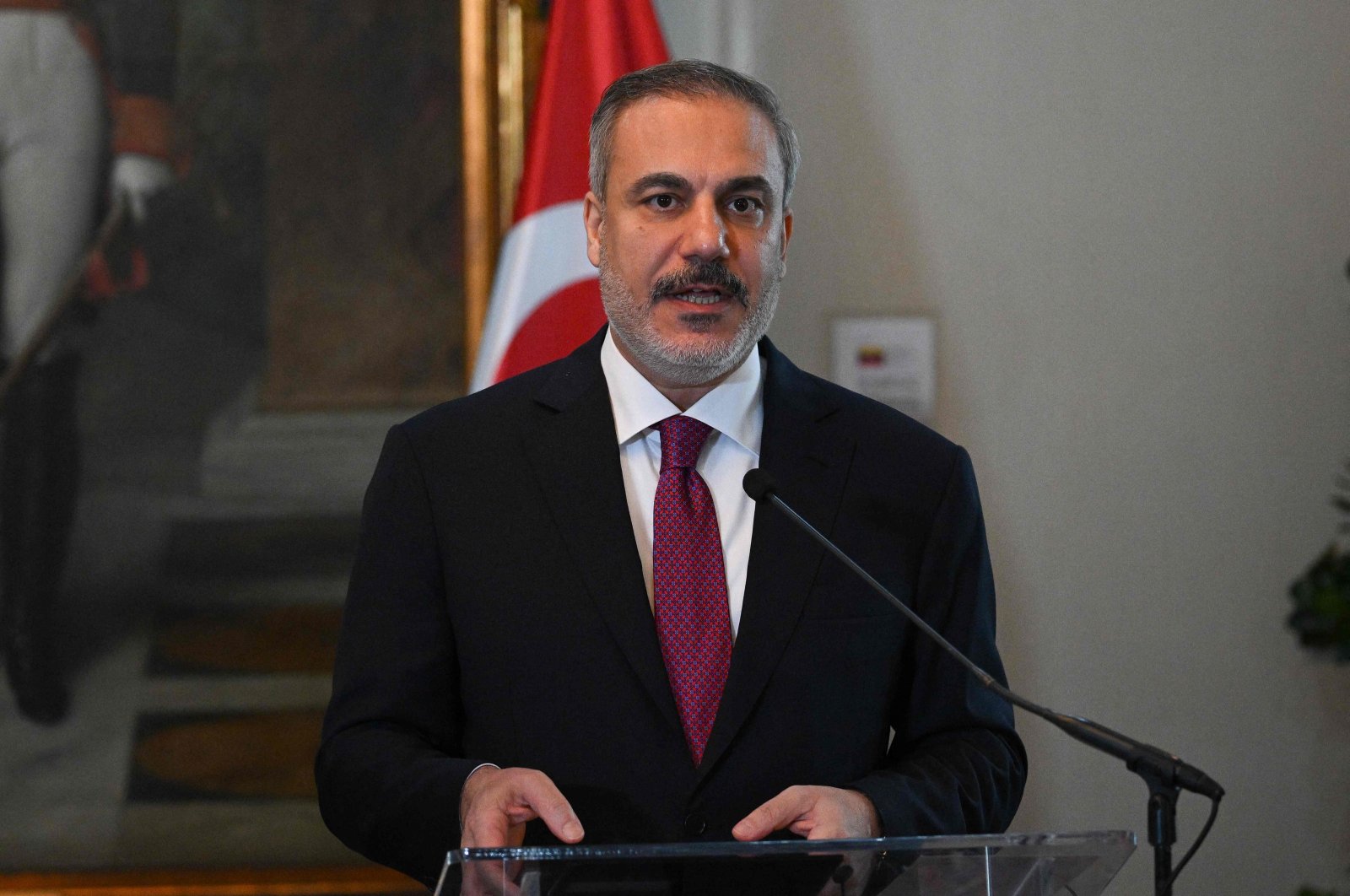 Hakan Fidan Qətərin Baş naziri ilə telefon danışğı aparıb