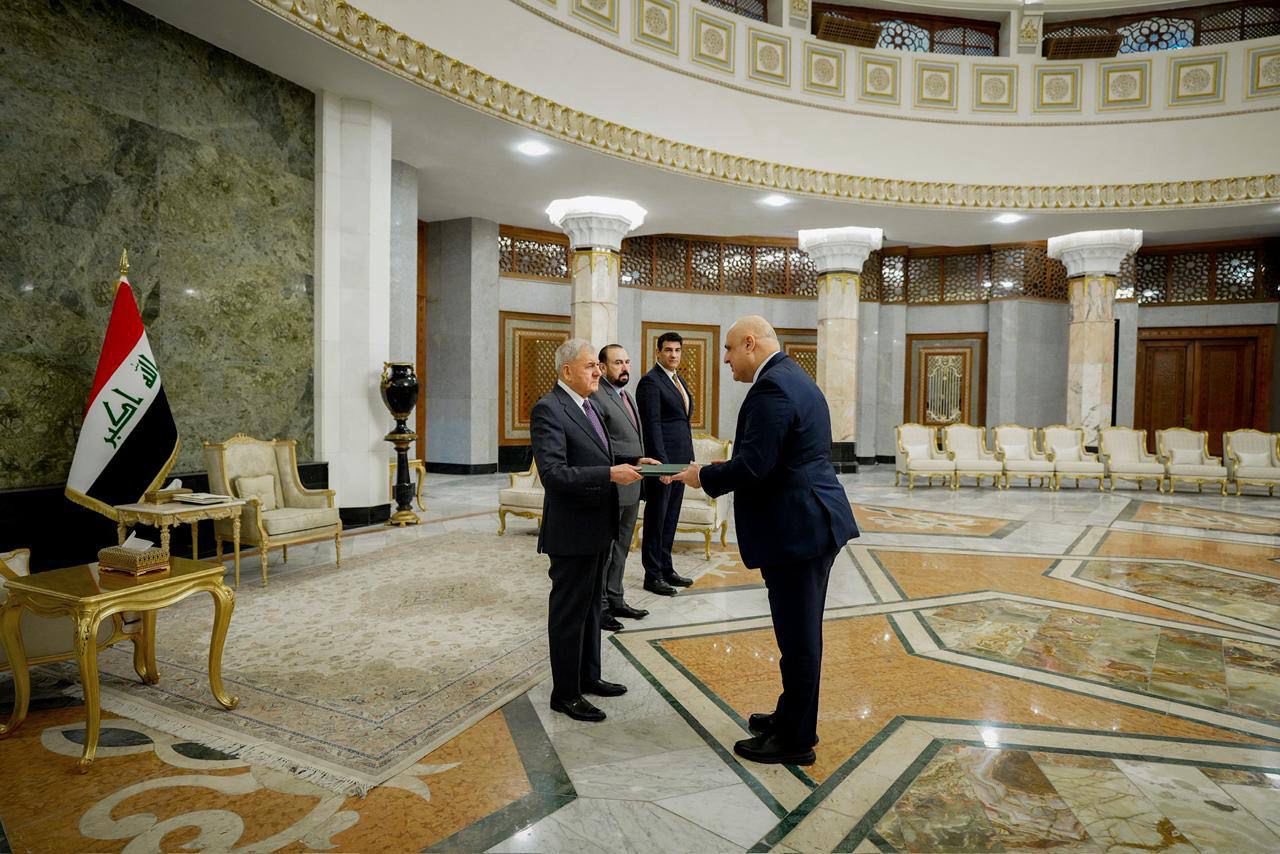 Azərbaycan səfiri etimadnaməsini İraq Prezidentinə təqdim edib