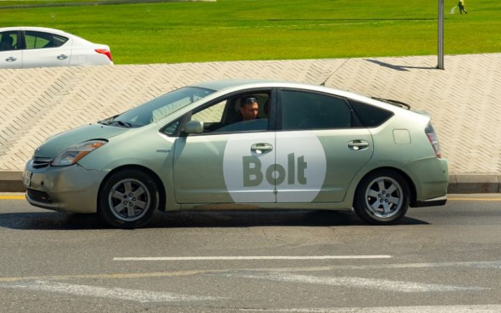 "Bolt" taksi şirkəti tariflərini artırdığını açıqlayıb