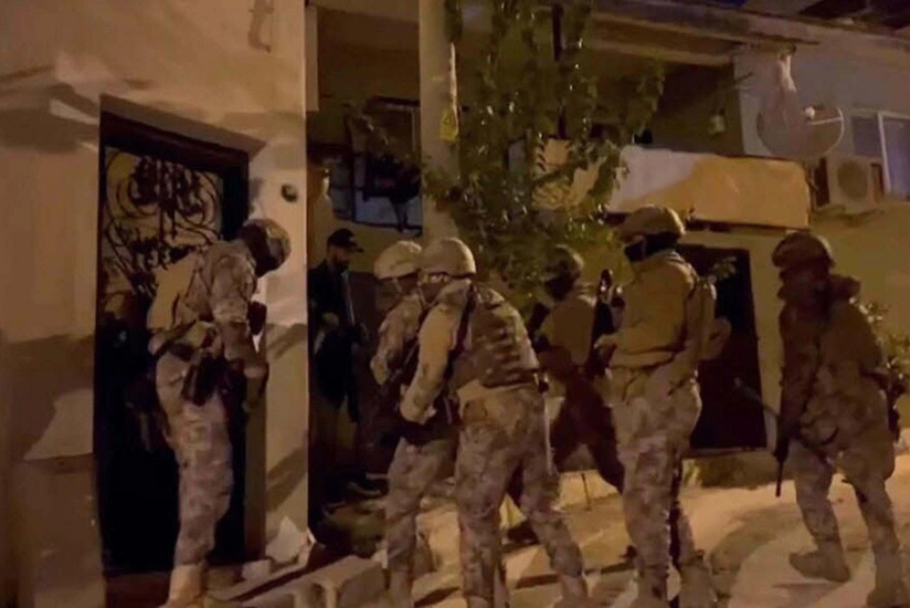 İzmirdə FETÖ-yə qarşı əməliyyat keçirilib