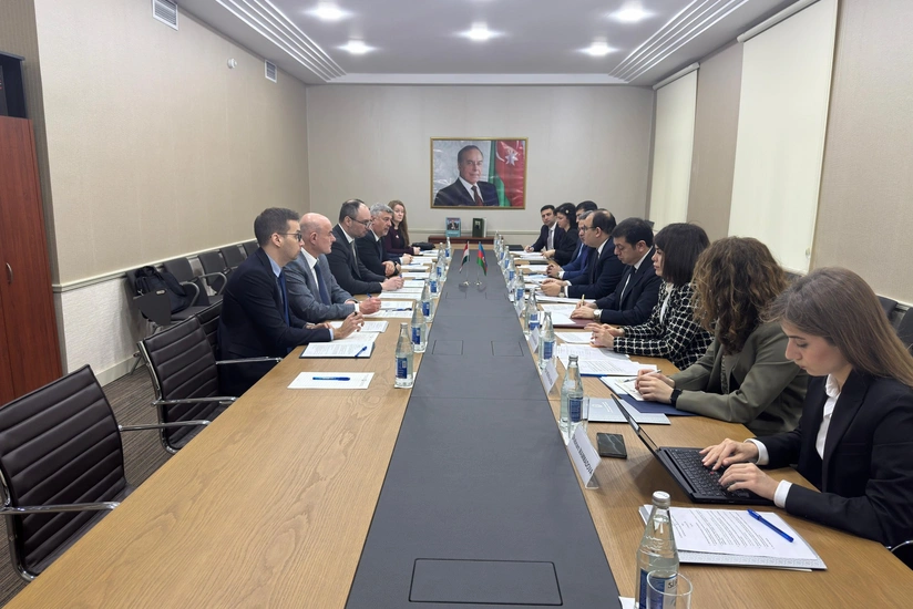 Azərbaycan və Macarıstan konsulluq sahəsində əməkdaşlığın genişləndirilməsini müzakirə edib