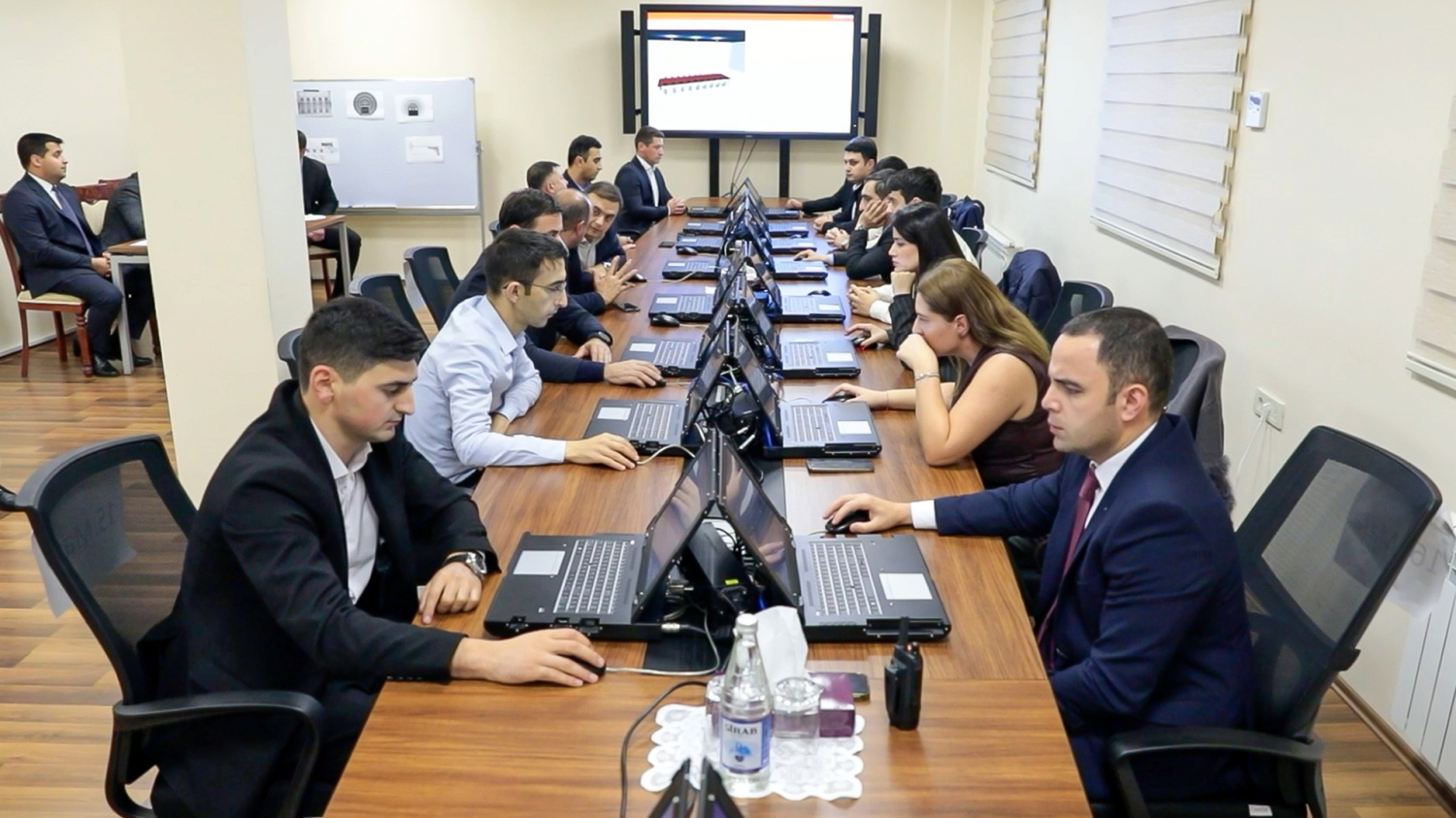 XRİTDX-də İnsan Resurslarının İntelektual qiymətləndirmə Sistemi tətbiq edilib