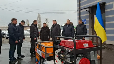 Azərbaycanın Ukraynaya göndərdiyi enerji avadanlıqları təhvil verilib