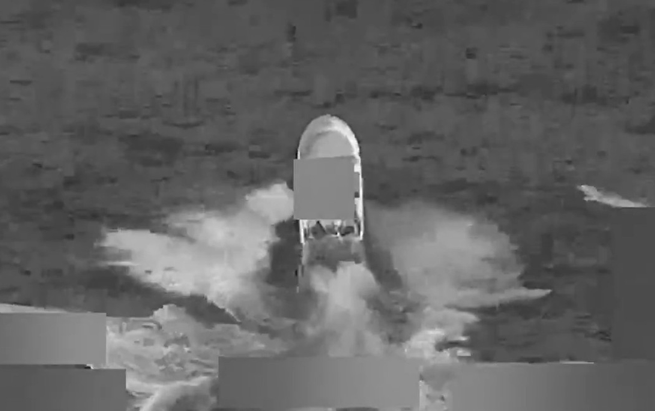 ABŞ ordusu narkotik daşıyan gəmini məhv etdi