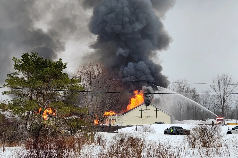 Nyu-Yorkda kilsədə partlayış baş verib, beş nəfər xəsarət alıb