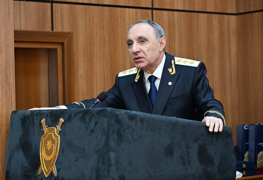 Kamran Əliyev: Prokurorluq orqanları ötən il yüksək peşəkarlıq və səmərəlilik nümayiş etdirib