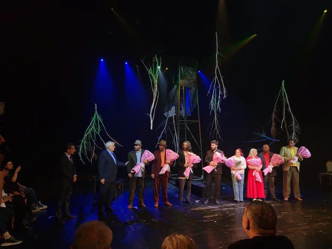 Kamal Abdullanın “Ruh” əsəri əsasında hazırlanan eyniadlı tamaşası nümayiş olunub