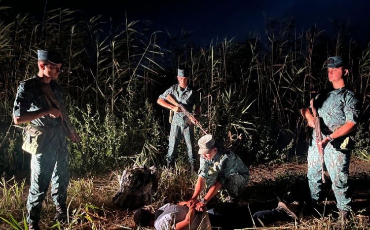 Sərhədi pozmağa çalışan şəxslərlə DSX əməkdaşları arasında insident yaşanıb