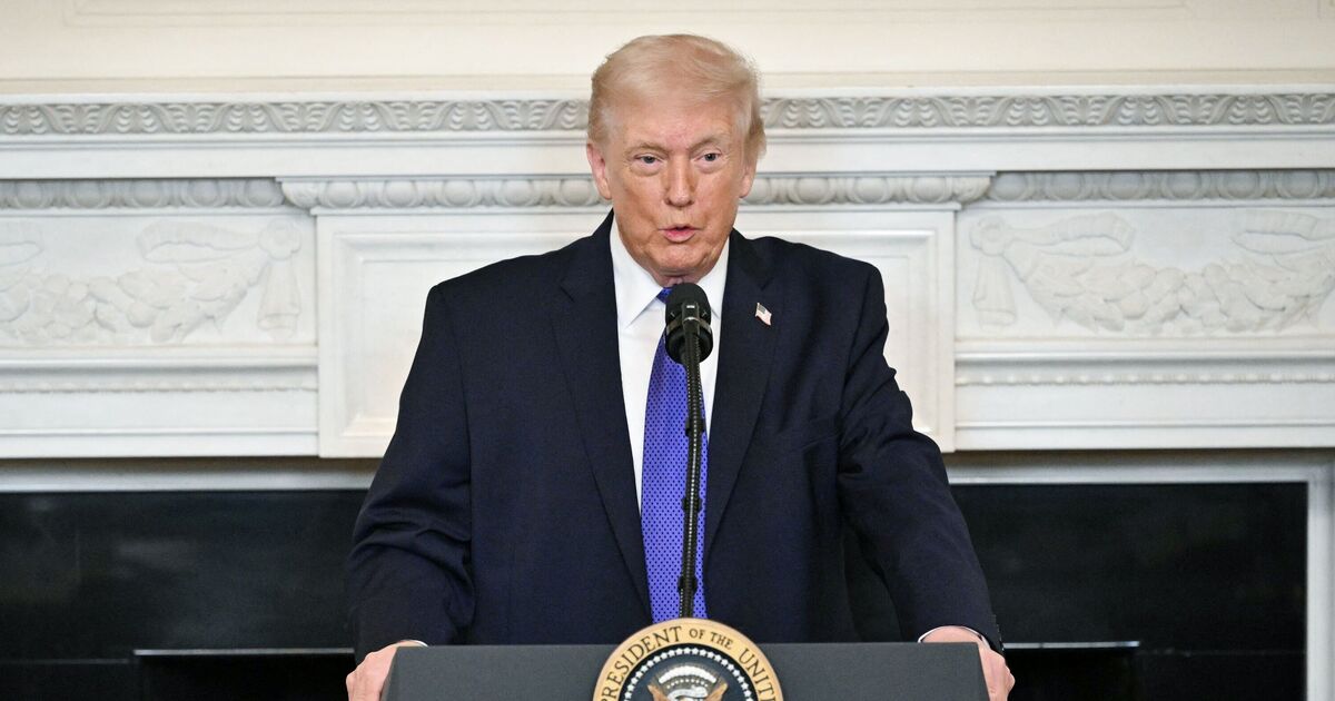 Donald Tramp qlobal tarifləri 15%-ə qaldırıb