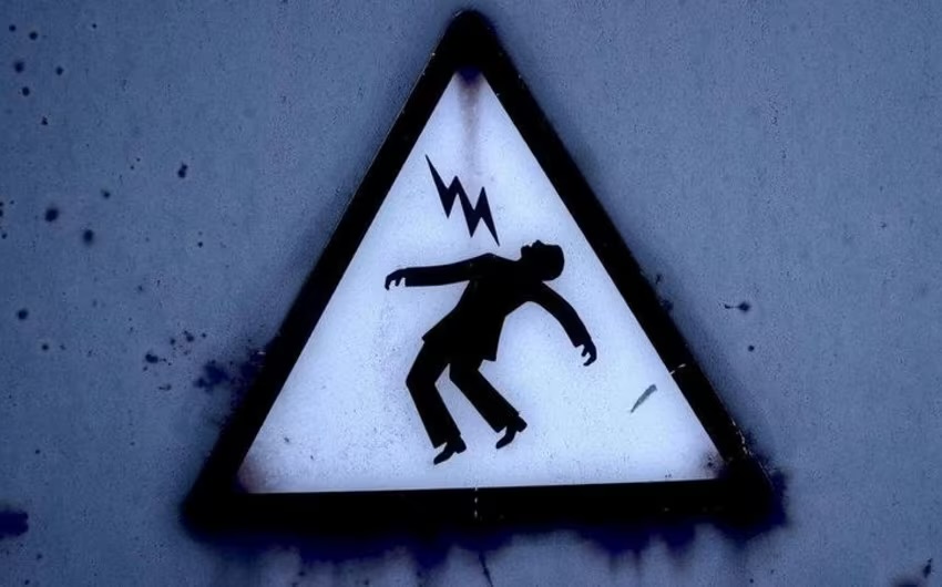 Goranboyda yeniyetməni elektrik cərəyanı vurub