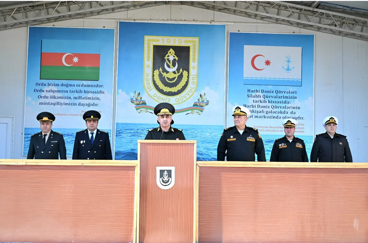 Hərbi prokuror Müdafiə Nazirliyinin Hərbi Dəniz Qüvvələrində görüş keçirib