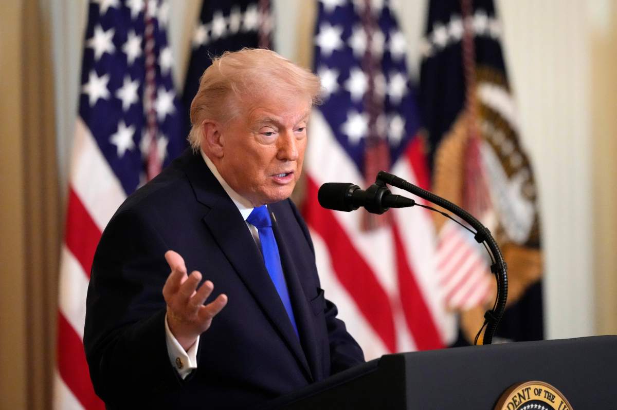 Tramp: “İranla razılaşma əldə etməyə üstünlük verirəm”