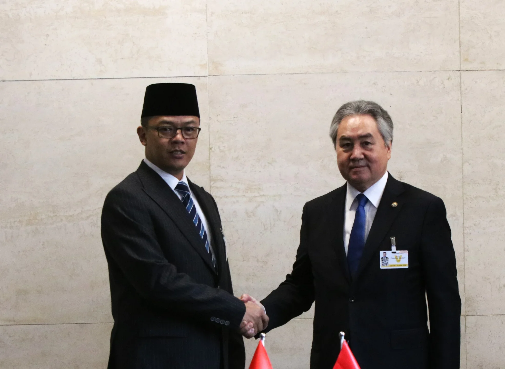 Qırğızıstan və İndoneziya XİN başçıları görüşüb