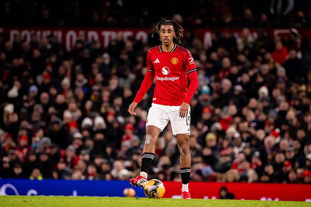 "Mançester Yunayted"in futbolçusu sürücülük hüququndan məhrum edilib 